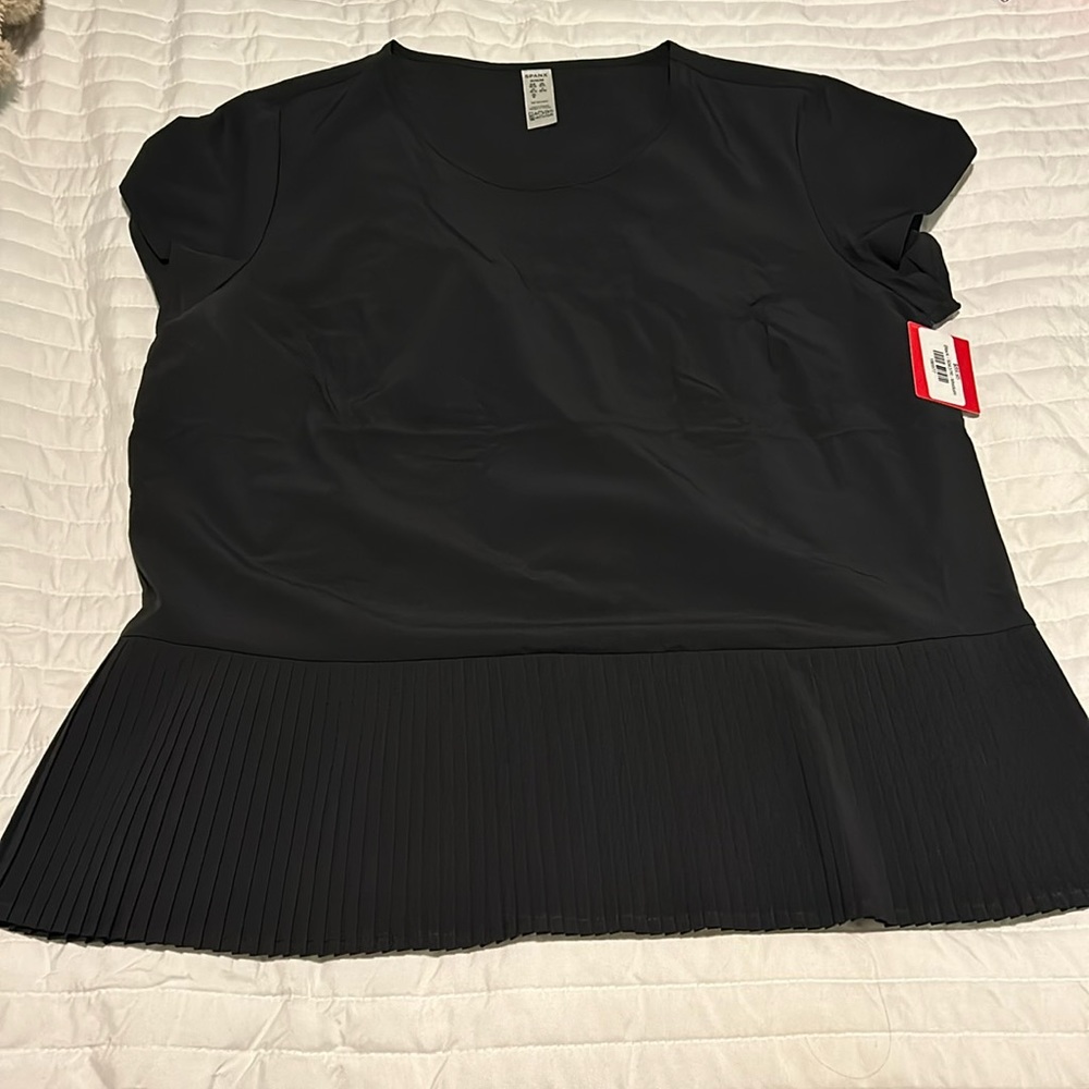 SPANX Yes Pleats Tee, black; NWT
